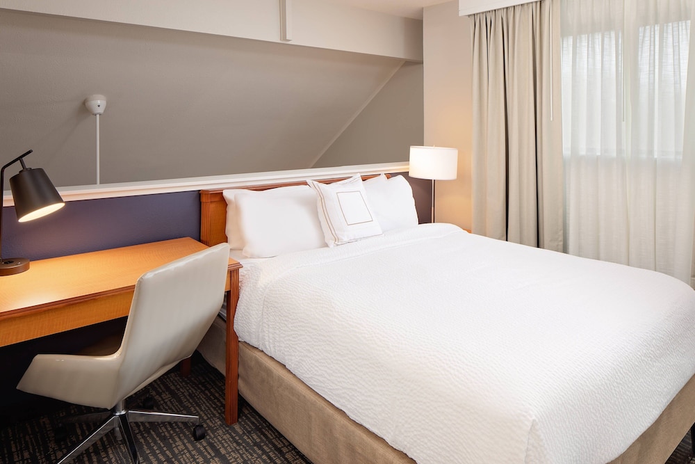 Residence Inn Lexington North 7/29