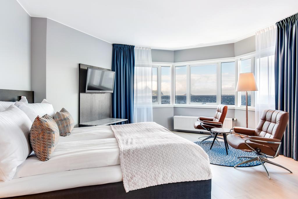 Standard, Double or Twin Bed