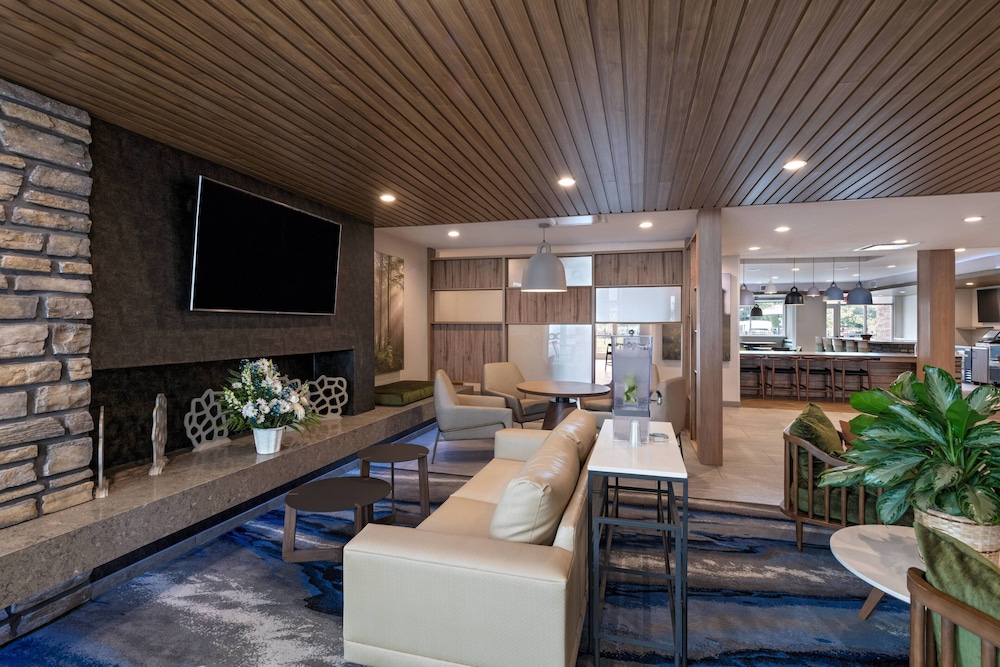 Fairfield Inn & Suites By Marriott Houston Missouri City 21/30