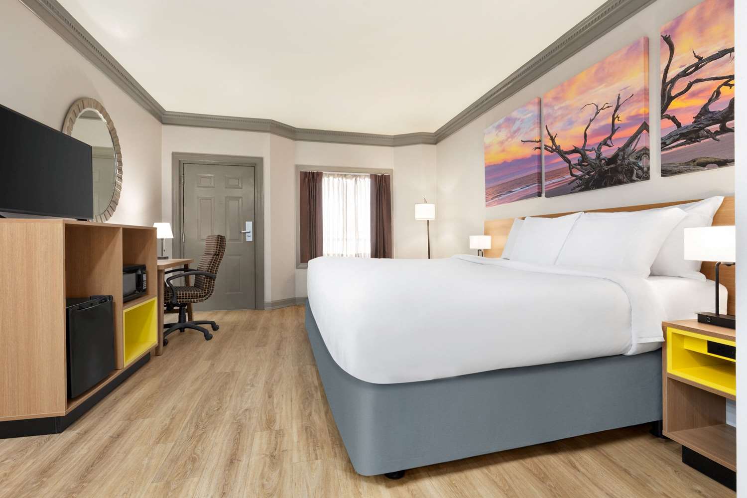 Days Inn by Wyndham Kingsland GA 6/30