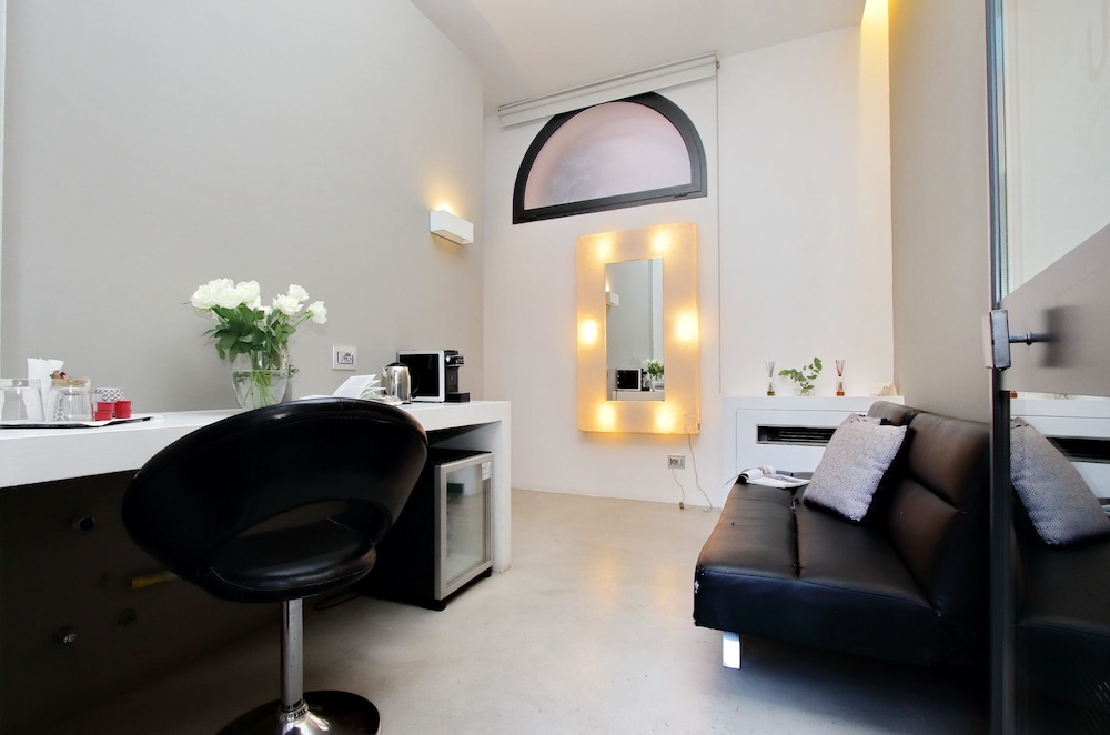 Urben Suites Apartments Design 31/42