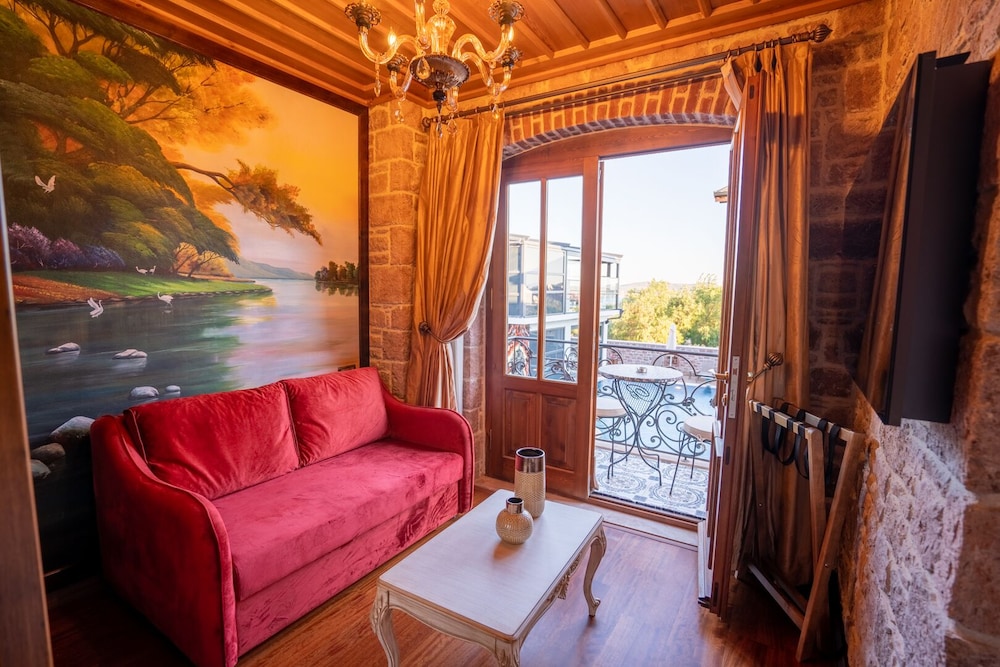Cunda Baradiel Hotel 26/50