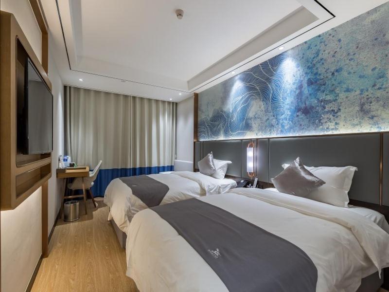 GreenTree Eastern Xuzhou High Speed Railway Station West Exit Station Hotel 13/60