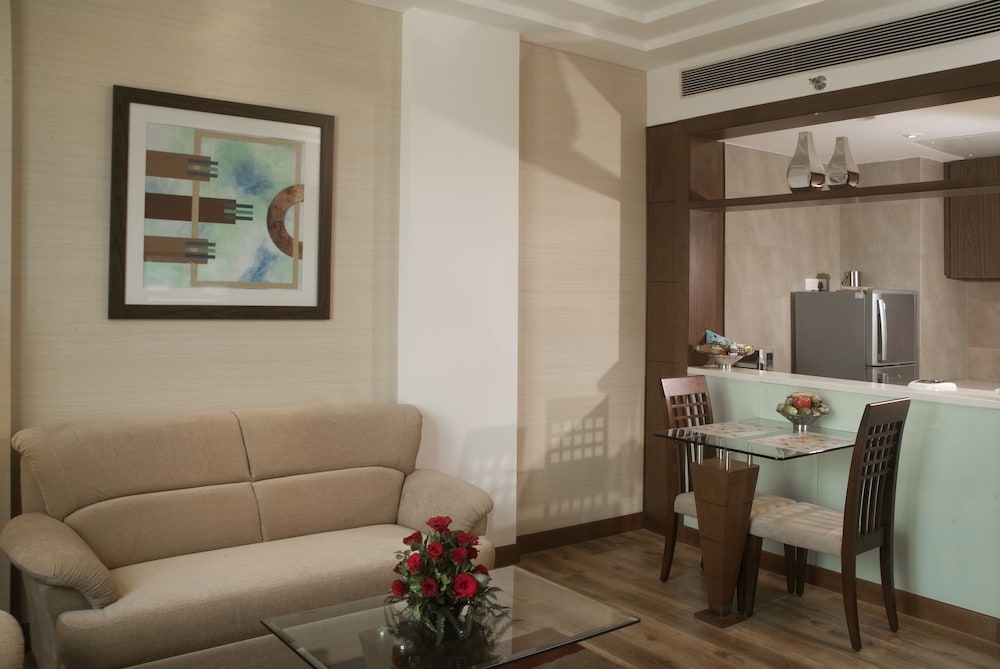 Savoy Suites Greater Noida 37/61
