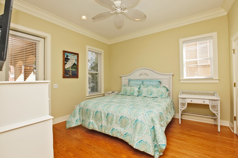 La Valencia Villa By Panhandle Getaways 10/50