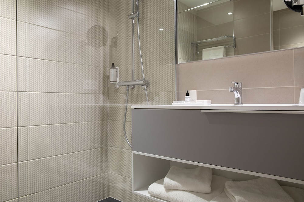 James Boutique Hotel 59/63