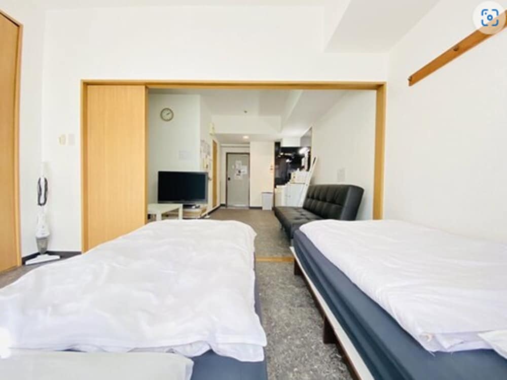 Grande Famille Shimanouchi Dotombori Condo 14/50