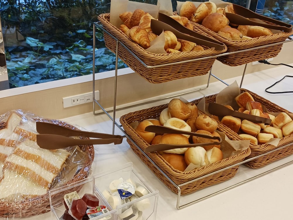 Toyoko Inn Osaka Umeda Higashi 44/70