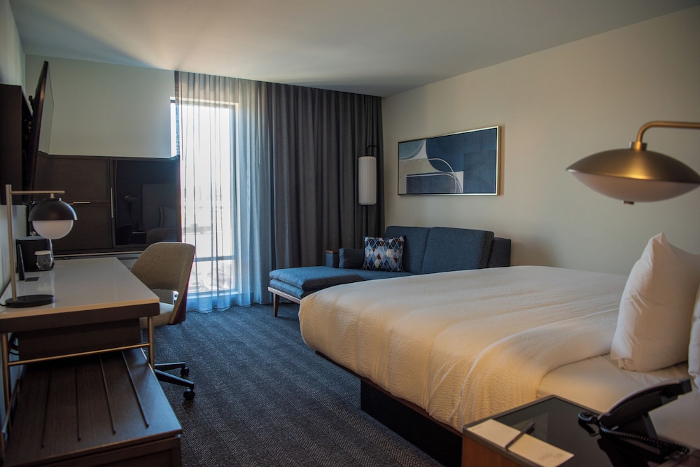 Courtyard by Marriott Lake City 11/50