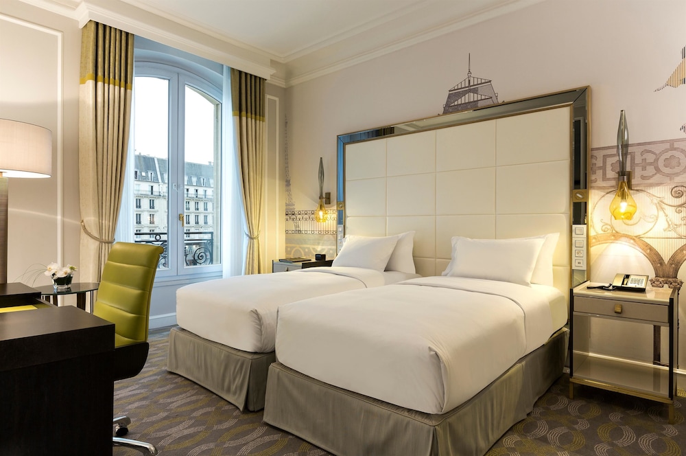 Hilton Paris Opera 16/81