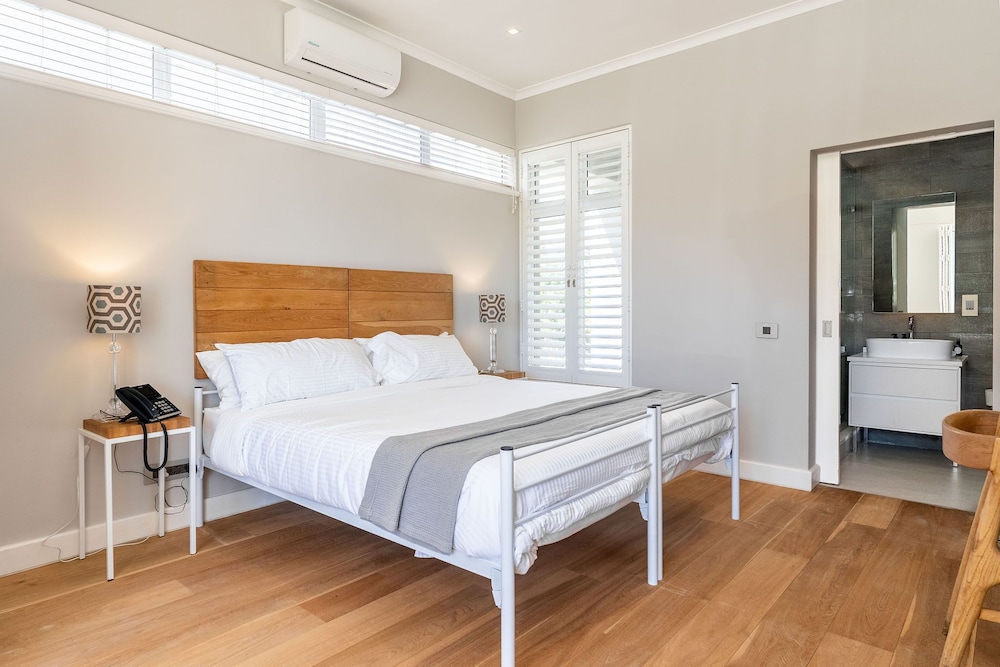 Ocean, Villa, King Bed