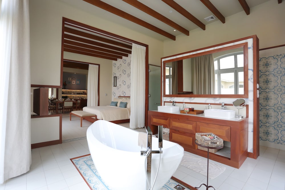 Flc Luxury Resort Samson 56/77
