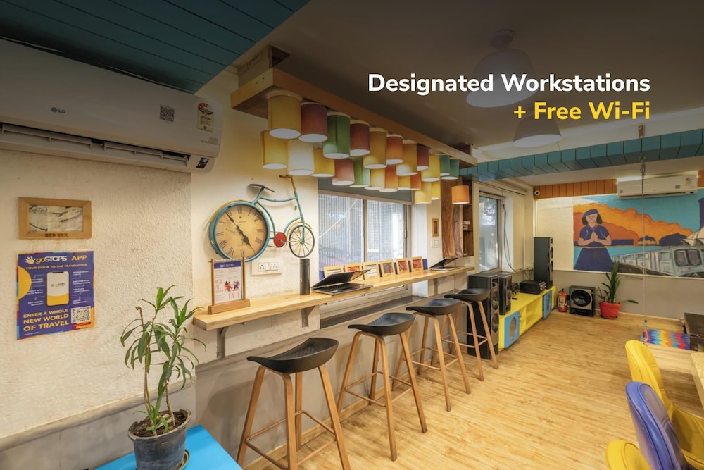 Stops Hostels- New Delhi 31/47