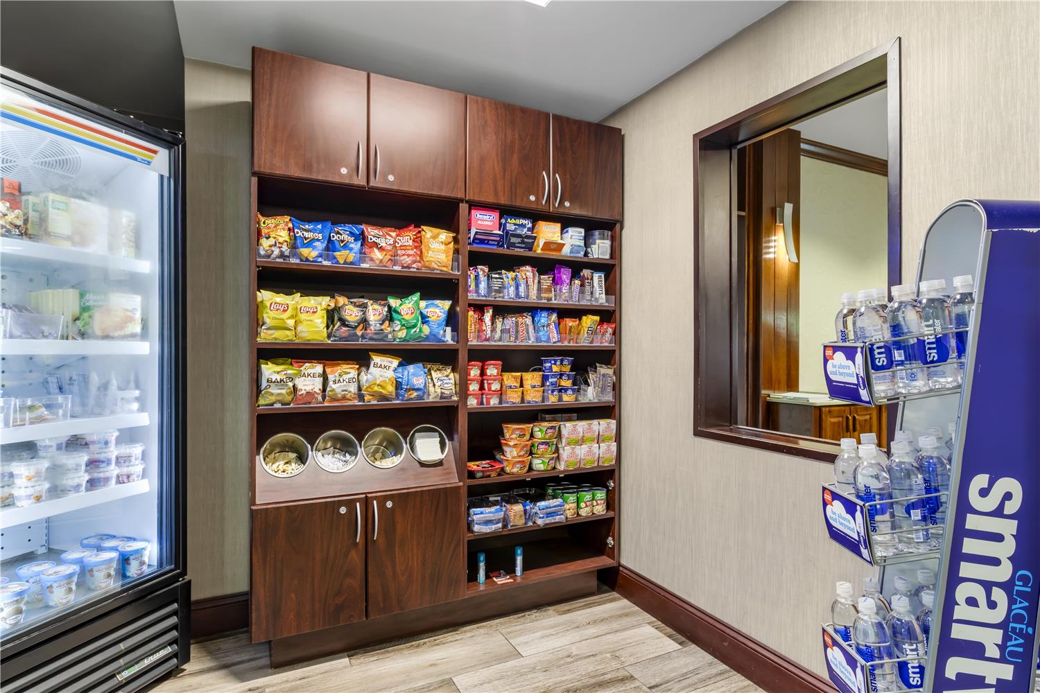 Best Western Plus River Escape Inn & Suites 10/25