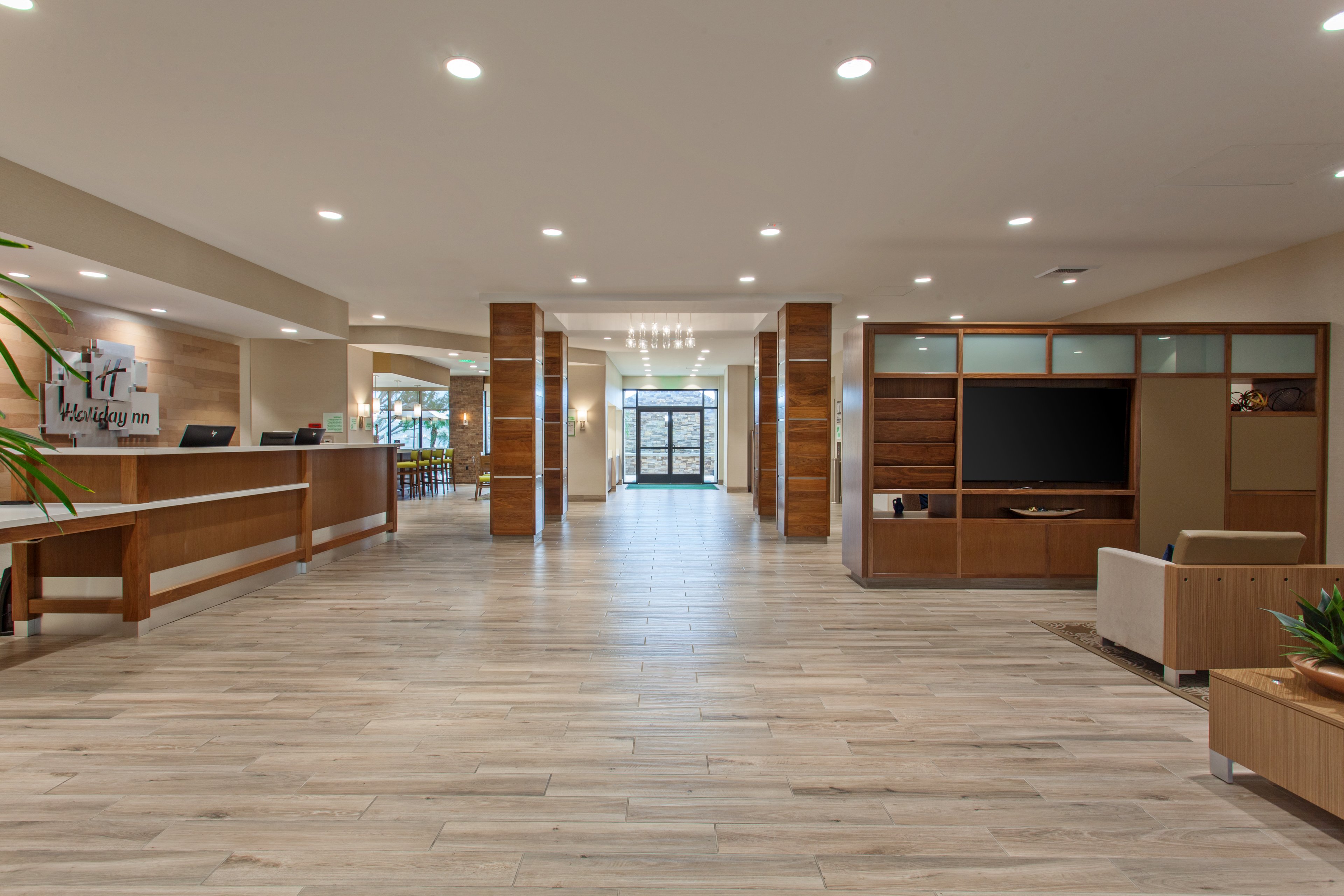 Holiday Inn Diamond Bar 8/58