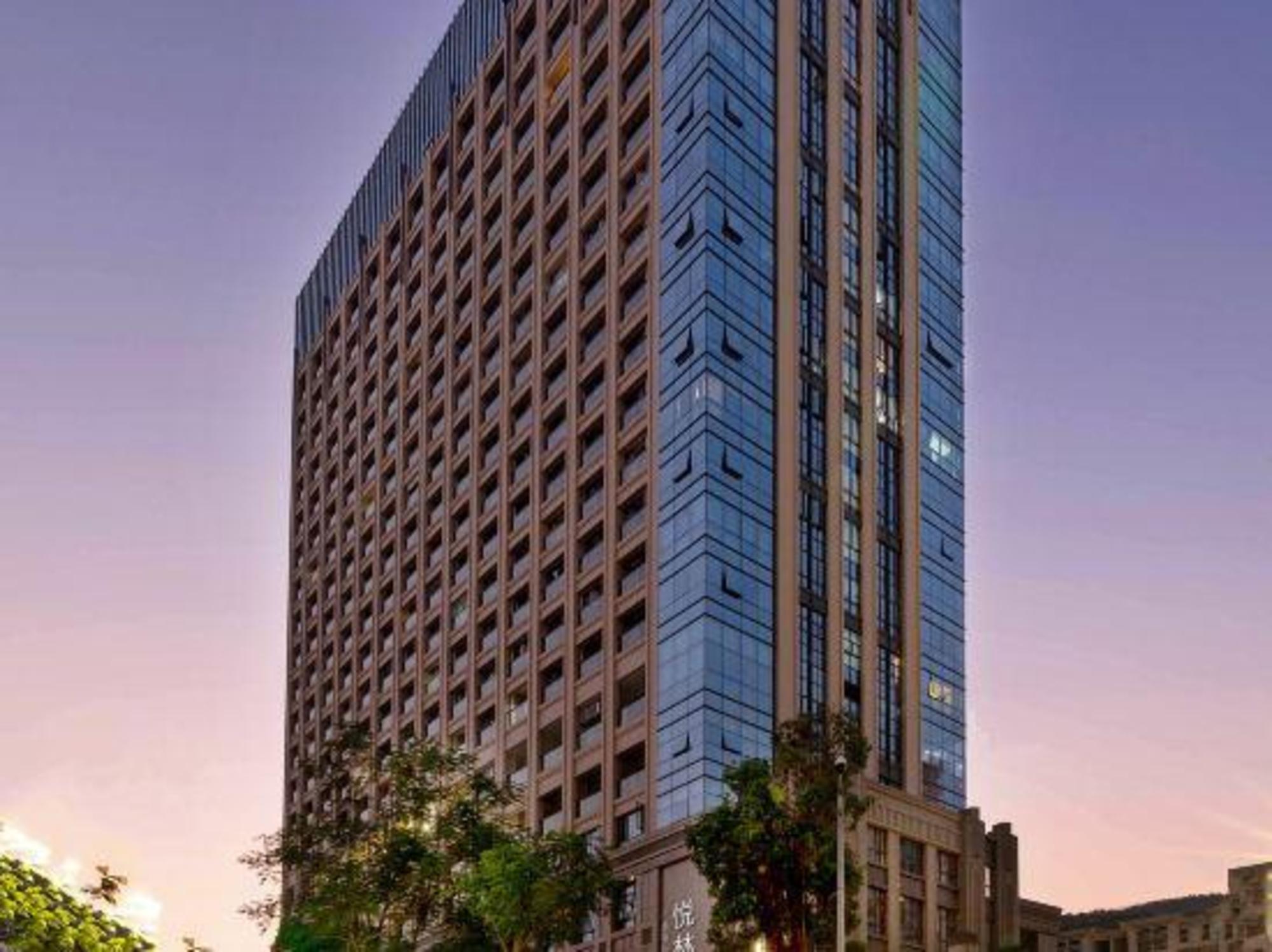 Yuelin Hotel 2/42
