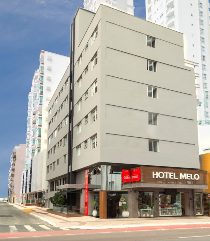 Melo Hotel 2/70
