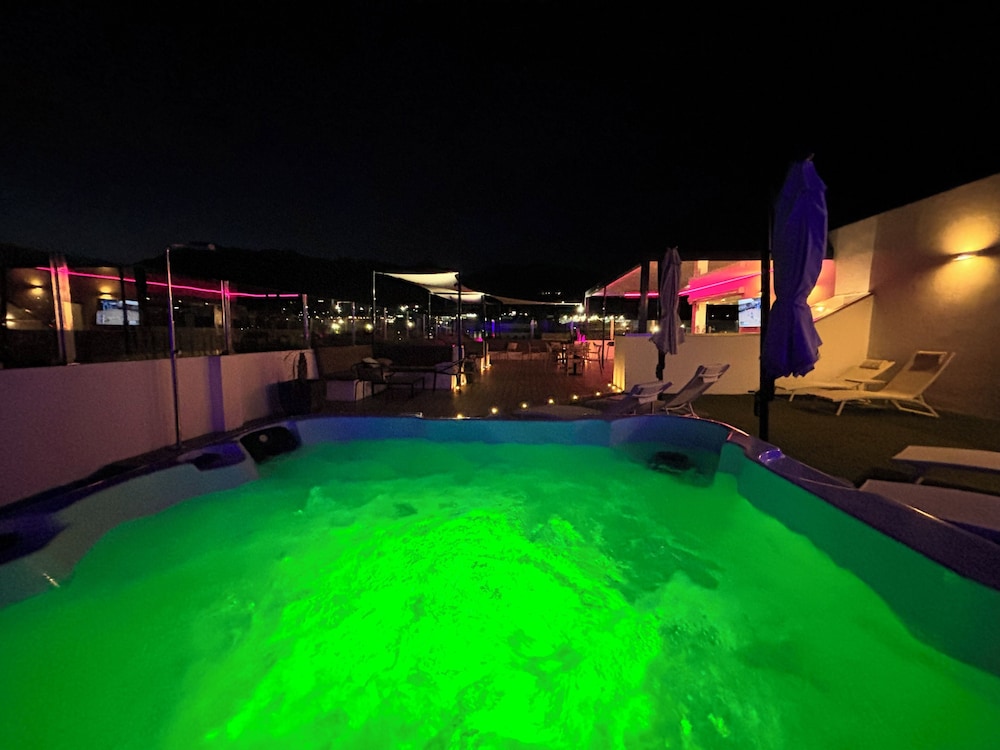 Hotel DAOS 25/50