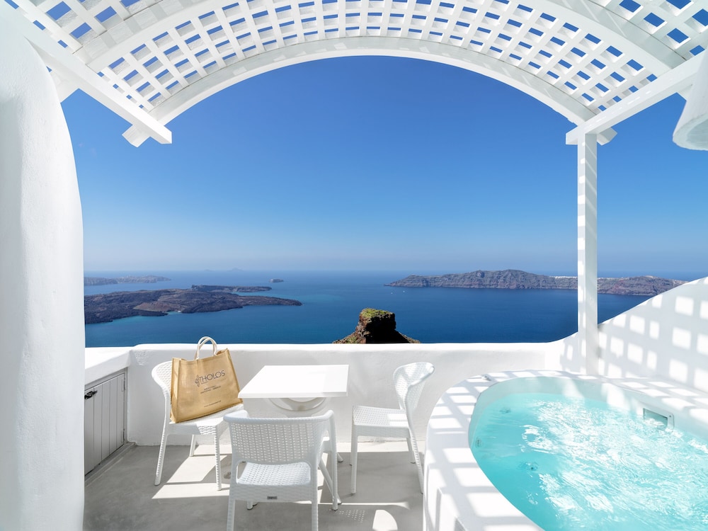 Tholos Resort 38/62
