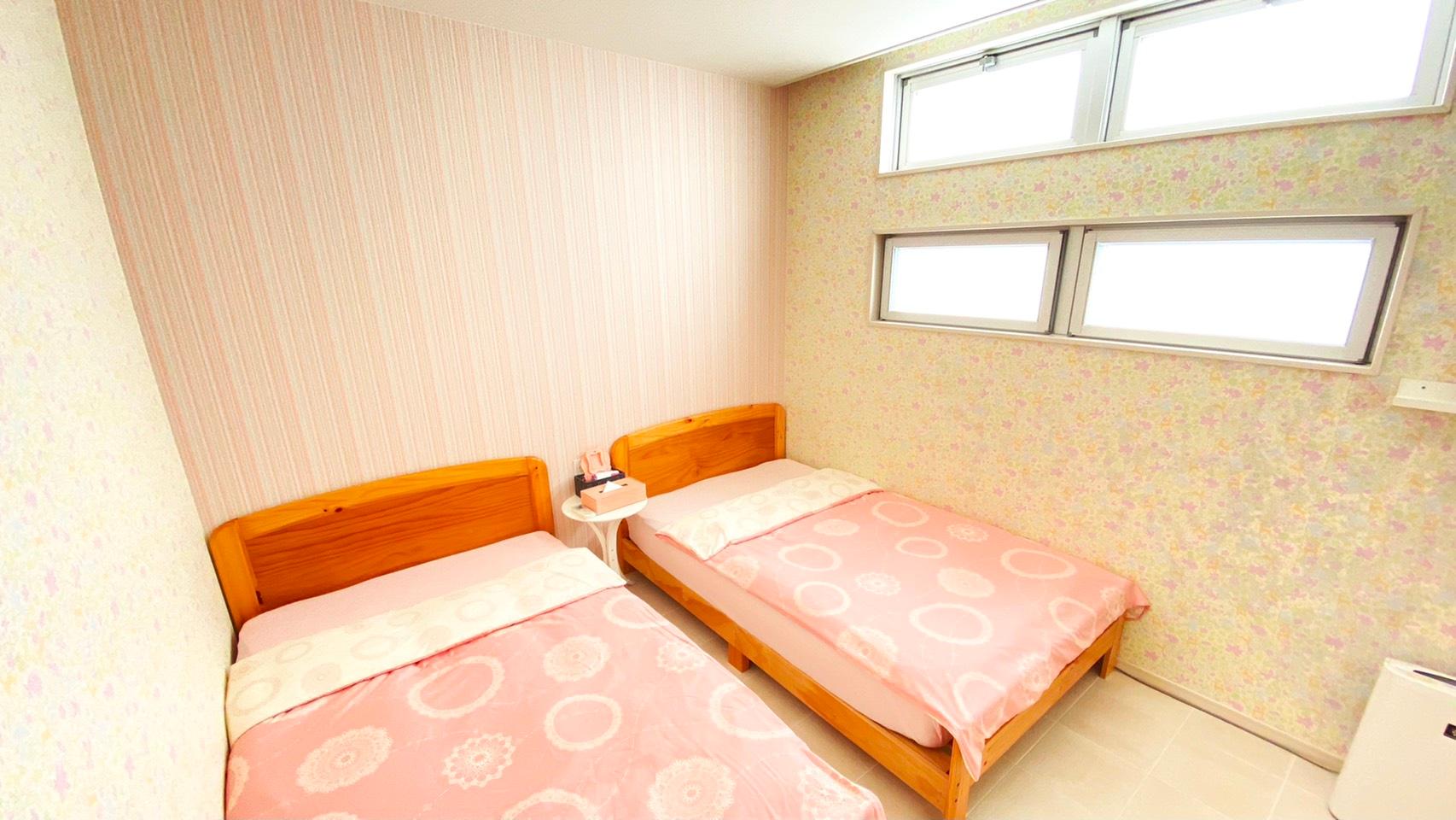 Semi Room, Semi Double Bed