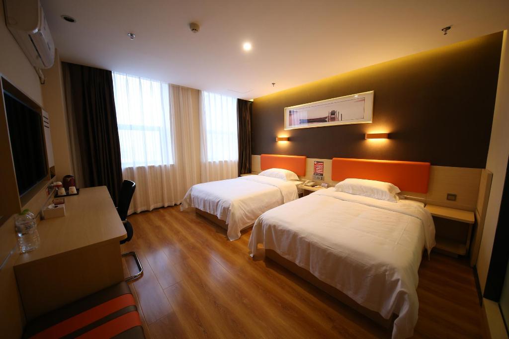 7 Days Premium (Pingyuan Xinhua Road) 18/31