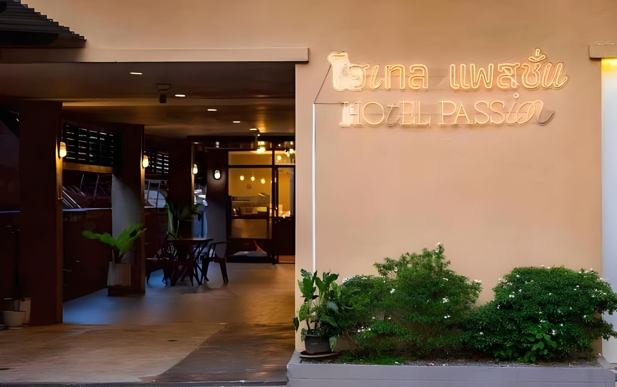 Hotel Passion 11/52