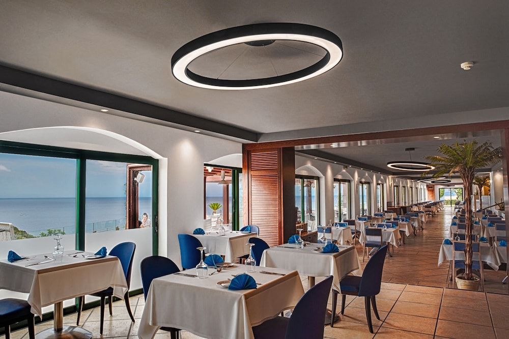 Apostolata Island Resort and Spa 52/71