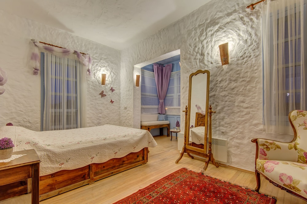 Lale Lodge Hotel 8/43