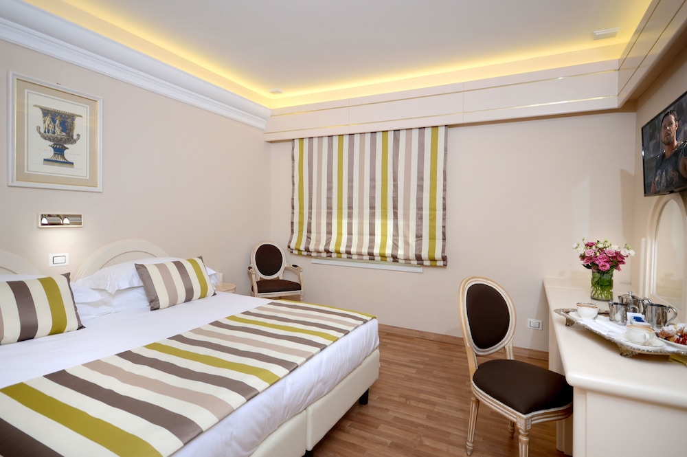 Grand Hotel Vittoria 8/71
