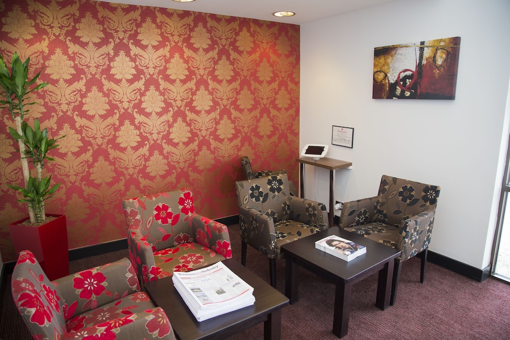 Ramada by Wyndham Cambridge 25/39
