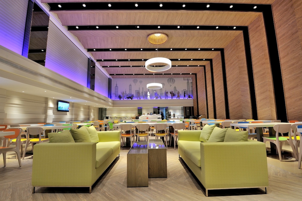 GREEN WORLD HOTEL ZHONGHUA 73/80
