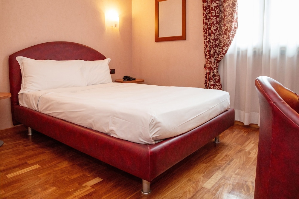 Sirio Hotel 8/50