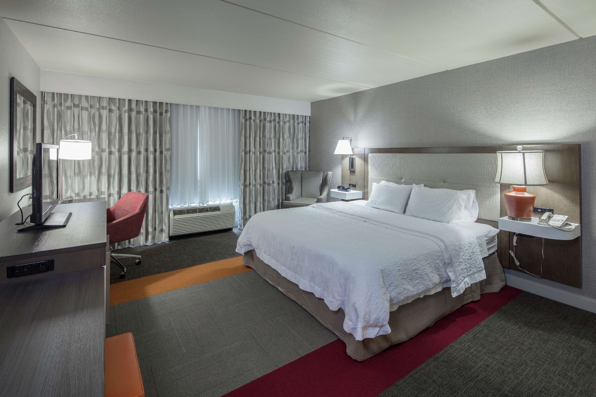 ROOM, KING BED, ACCESSIBLE