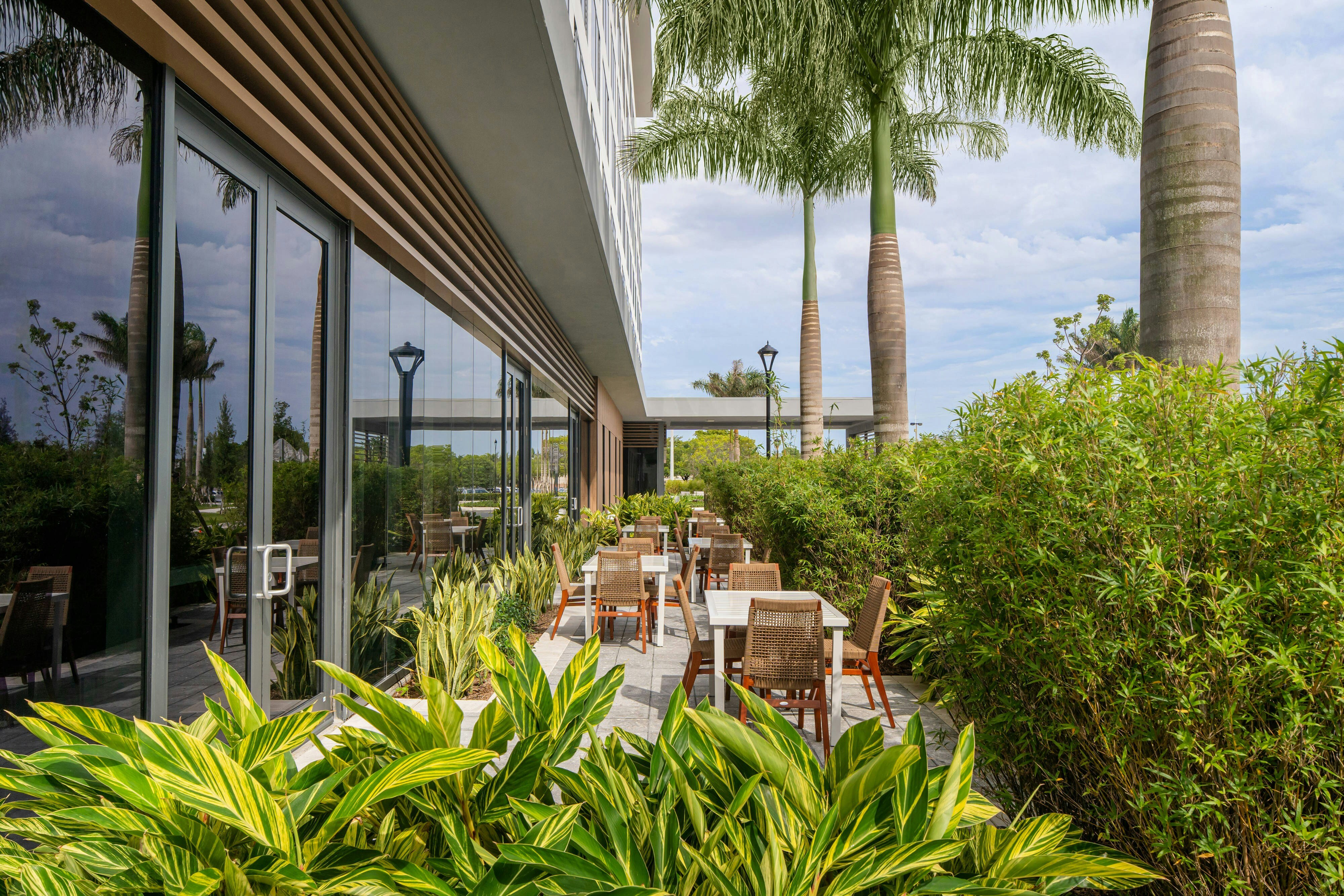 AC Hotel by Marriott Fort Lauderdale Sawgrass Mills/Sunrise 51/54