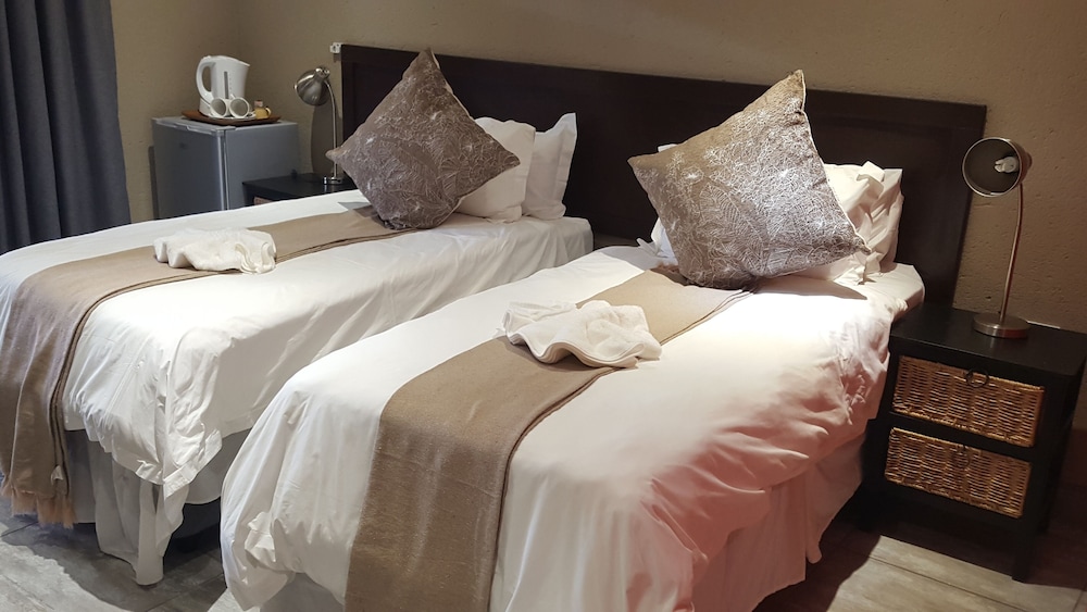 Kruger View Chalets 10/30
