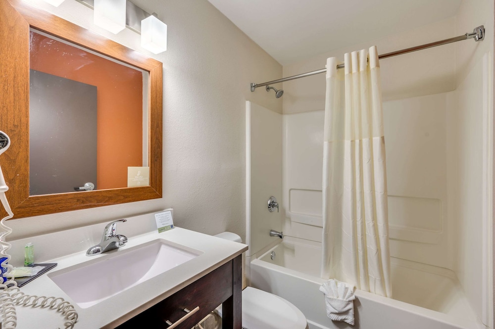 Sleep Inn & Suites Decatur West 17/41