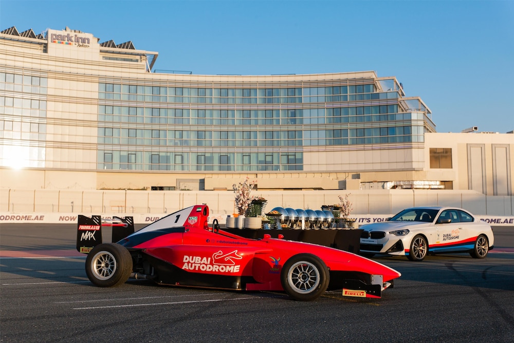 Park Inn By Radisson Dubai Motor City 69/76