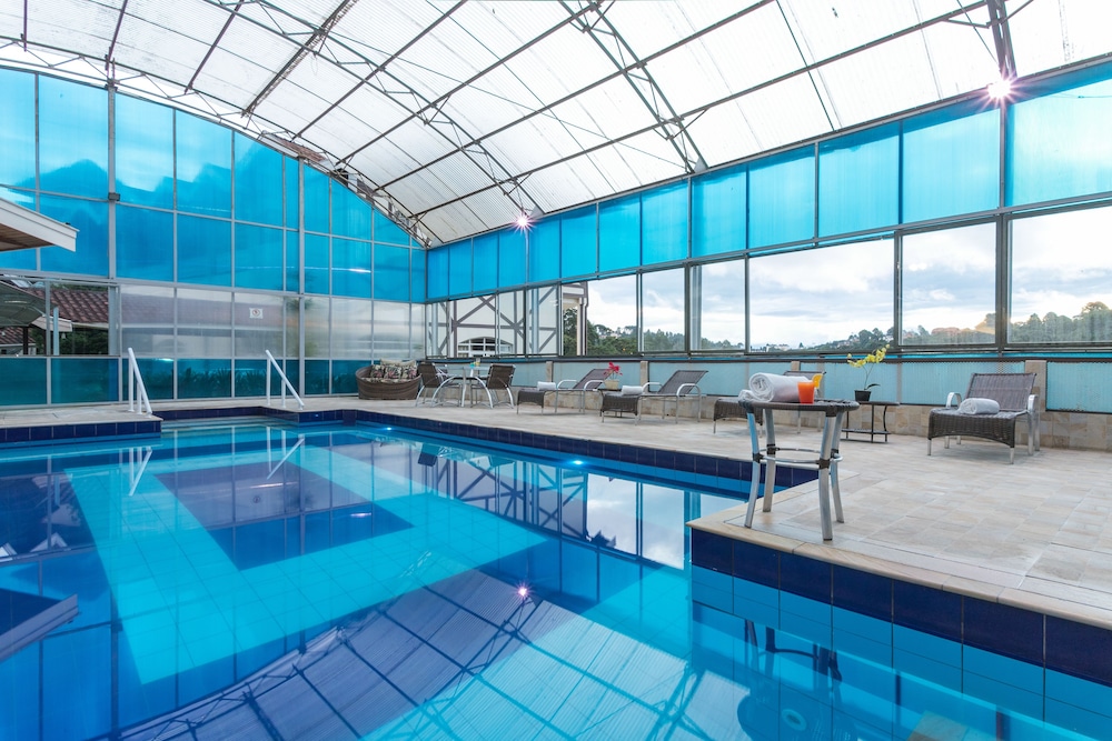 swimming pool spa