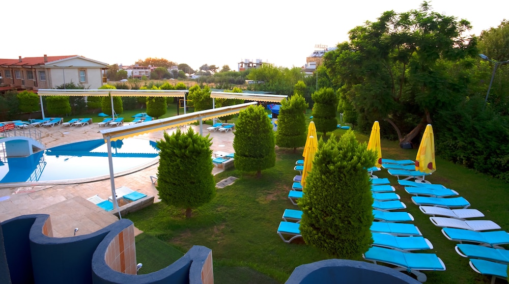 Green Gold Hotel 38/42