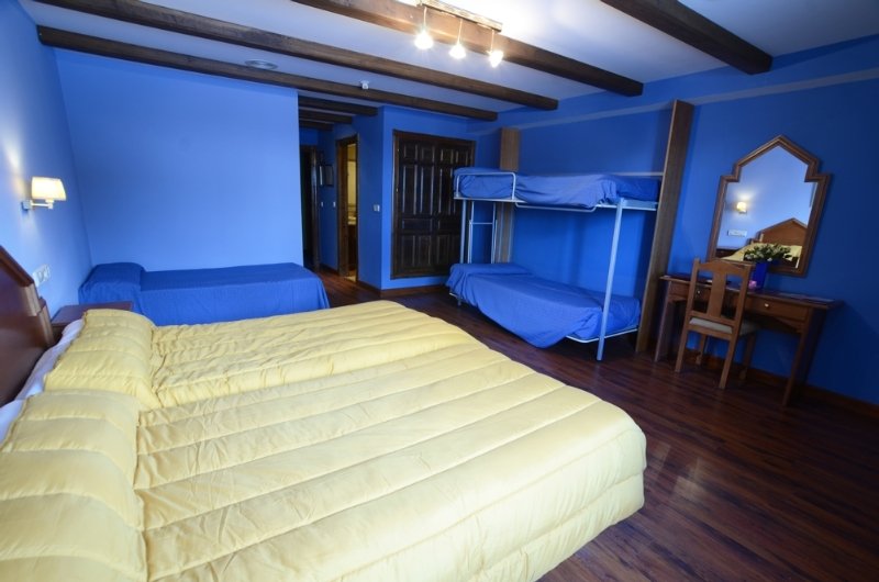 Hotel El Guerra 7/37