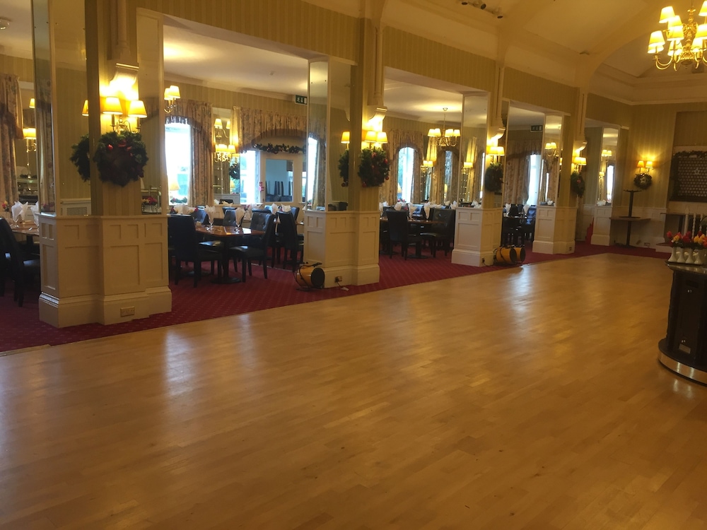 Clifton Hotel Scarborough 46/50