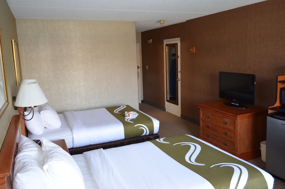 Quality Inn Beckley WV 9/46