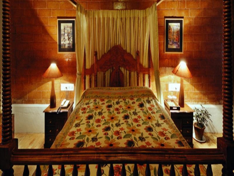 Lymond House 8/26