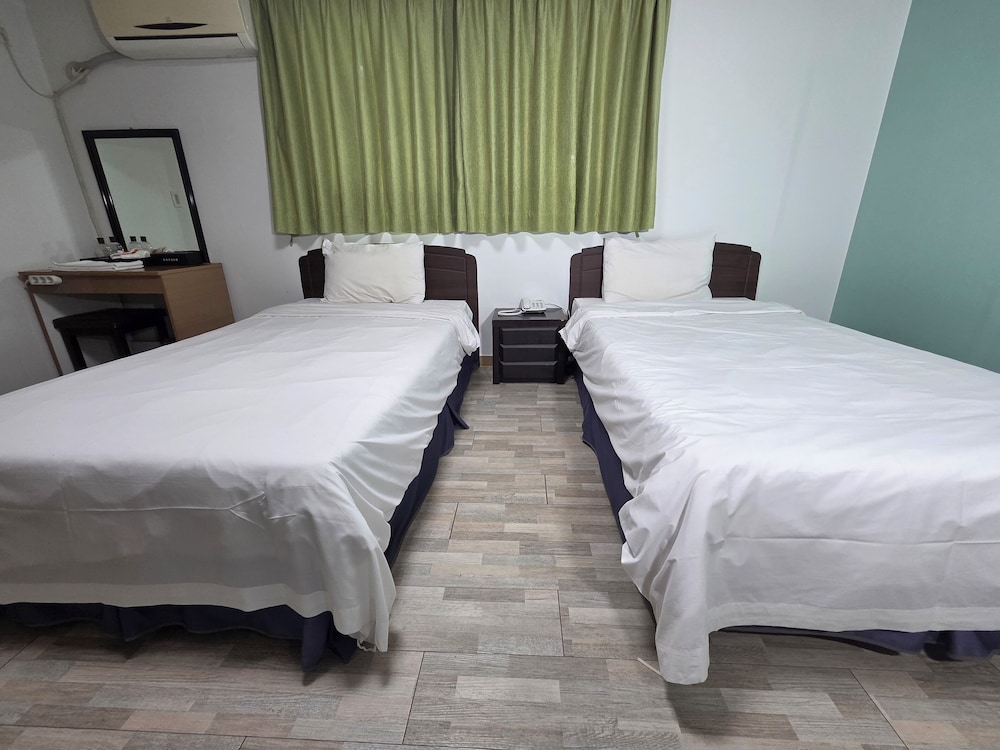Olle Tourist Hotel 25/40