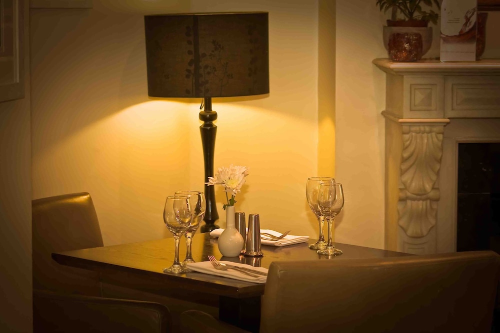 CAHIR HOUSE HOTEL 30/54