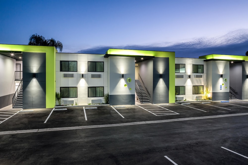 Motel6 Canoga Park, CA 28/32