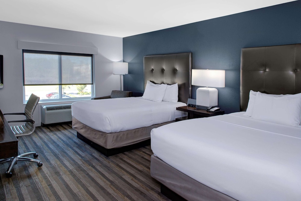 Hyatt House Raleigh-Durham Airport 11/66