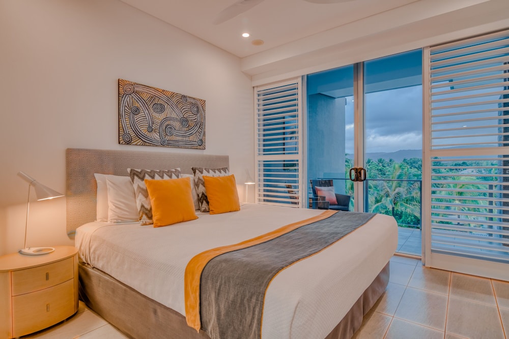 1 BEDROOM, PENTHOUSE