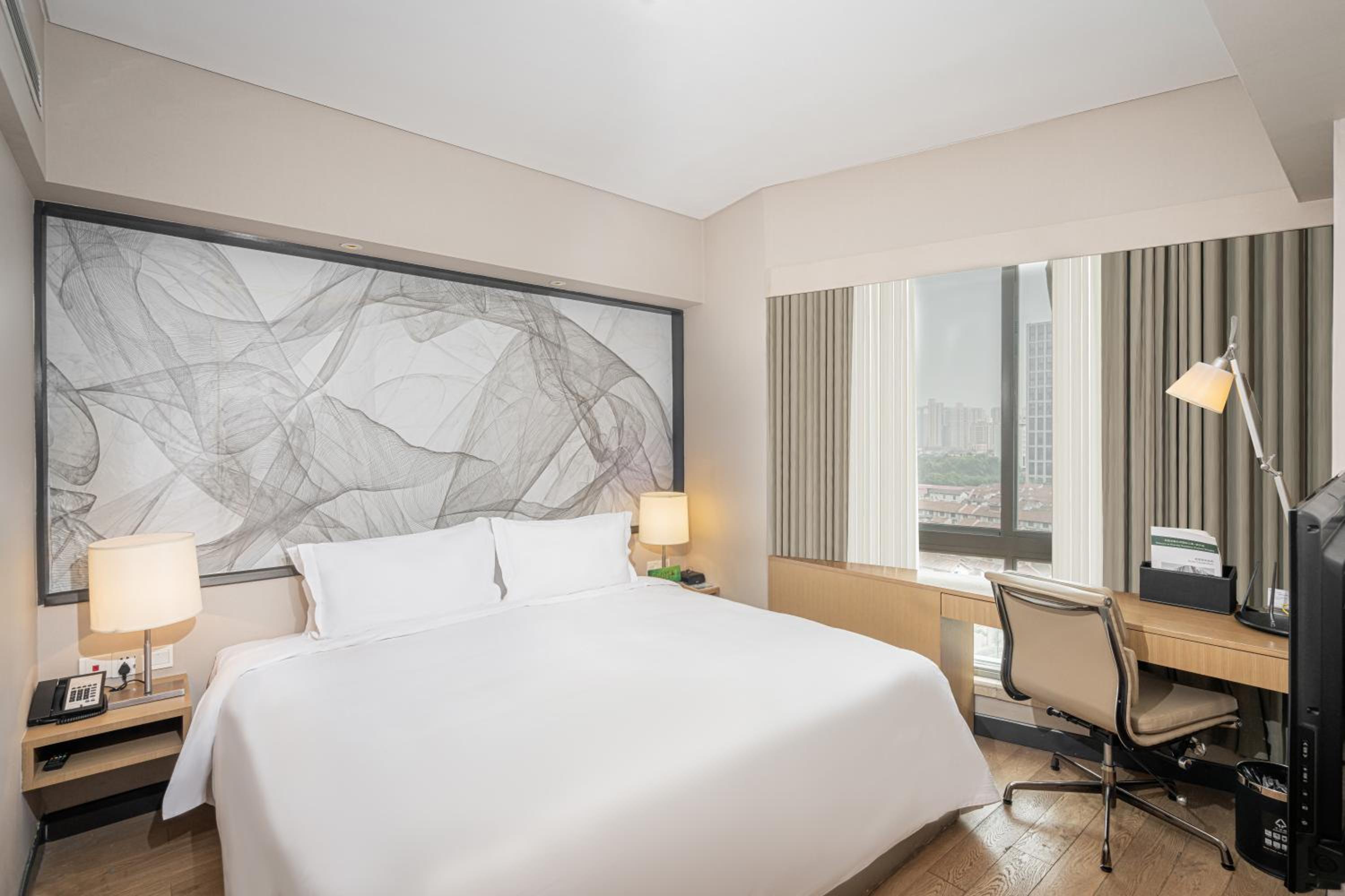1 Bedroom, Suite, Apartment