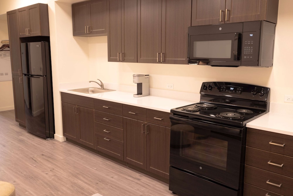 Hawthorn Extended Stay by Wyndham Alpine 17/49